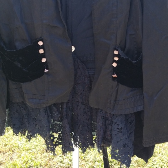 Jacket - Picture 2 of 5